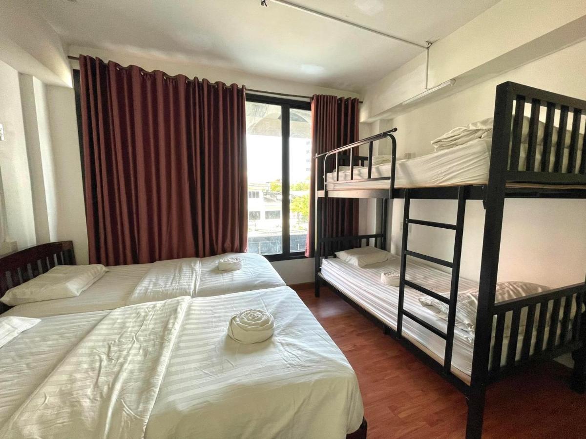 Bake Room Hostel Чіангмай Екстер'єр фото