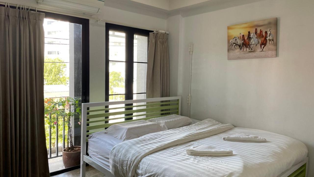 Bake Room Hostel Чіангмай Екстер'єр фото